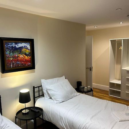 Twin Room With En-Suite Edinburgh Ngoại thất bức ảnh