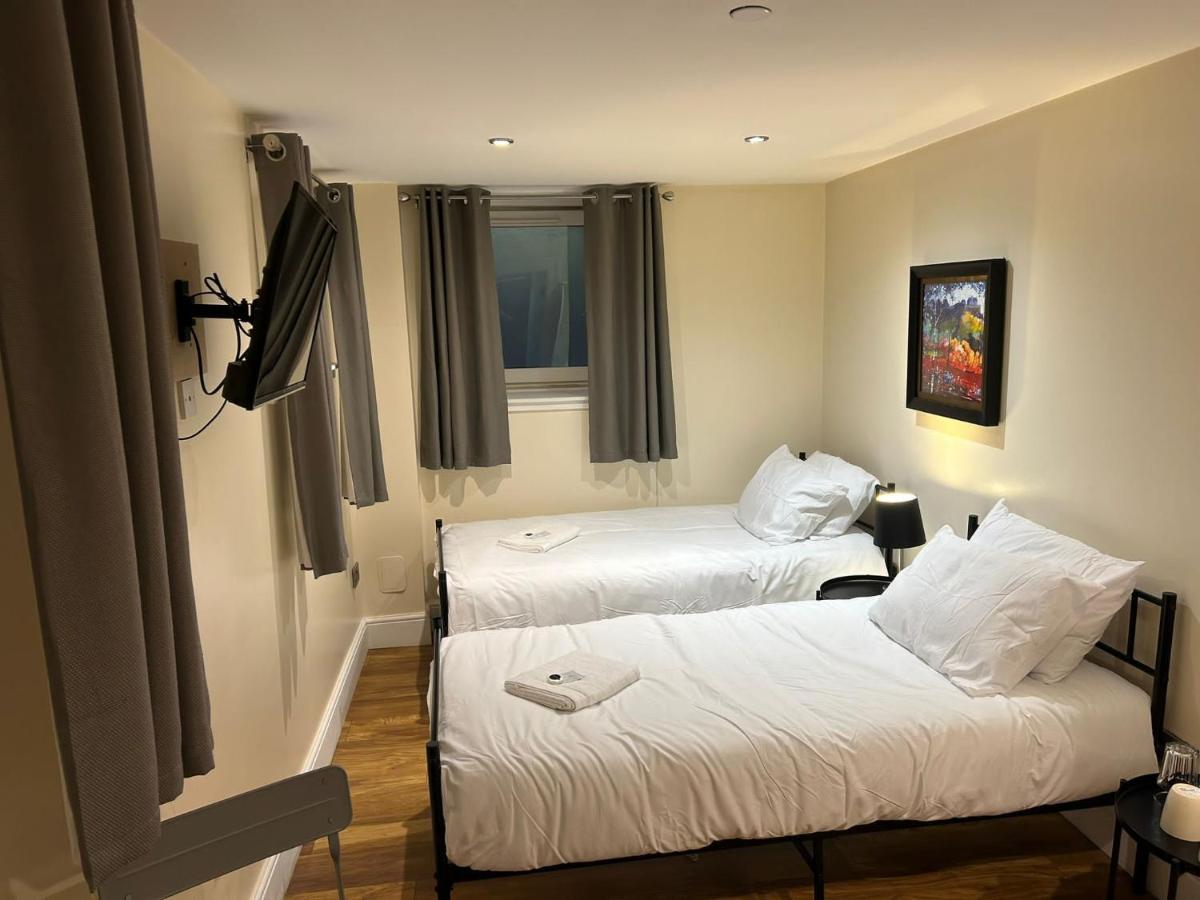 Twin Room With En-Suite Edinburgh Ngoại thất bức ảnh