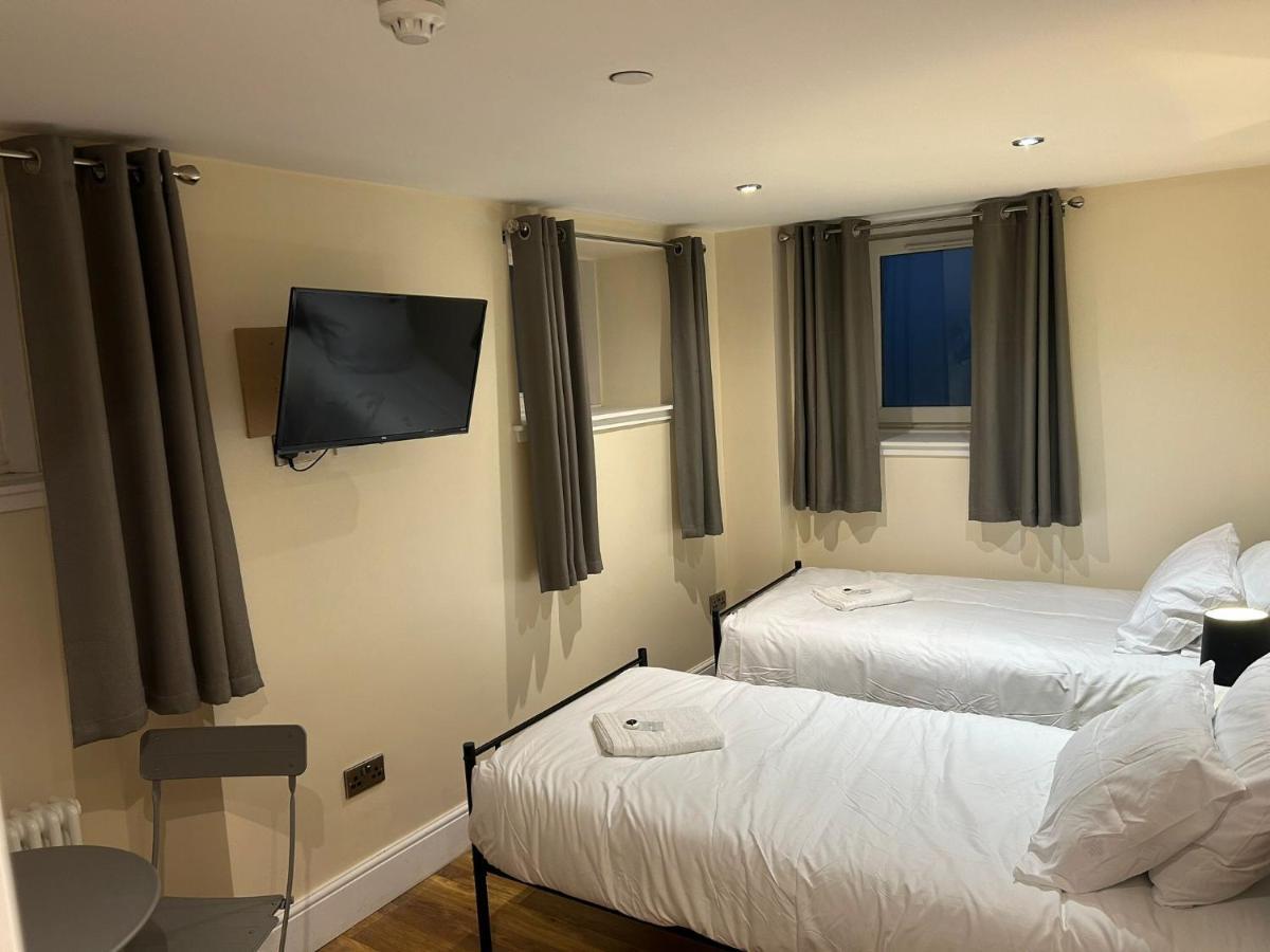 Twin Room With En-Suite Edinburgh Ngoại thất bức ảnh